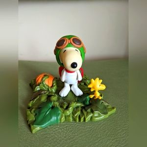 Snoopy the Flying Ace and Woodstock